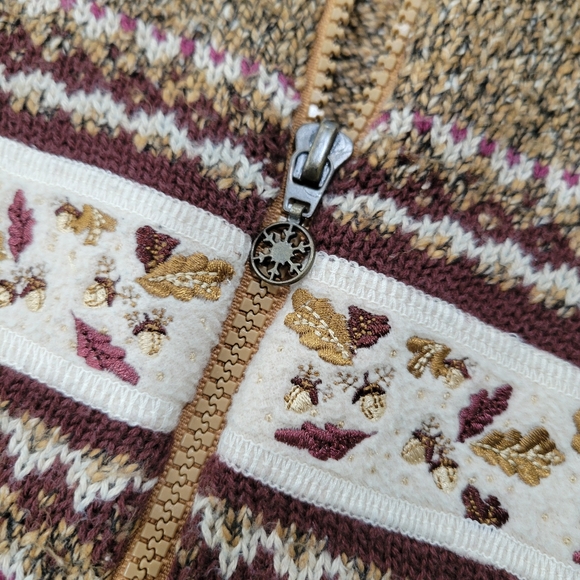 Vintage Woolrich Zip Front Embroidered Fall Motif Sweater Fleece Neckline Medium - Picture 6 of 12